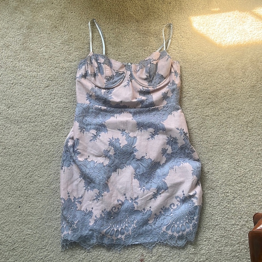 Storia baby pink/blue lace mini dress